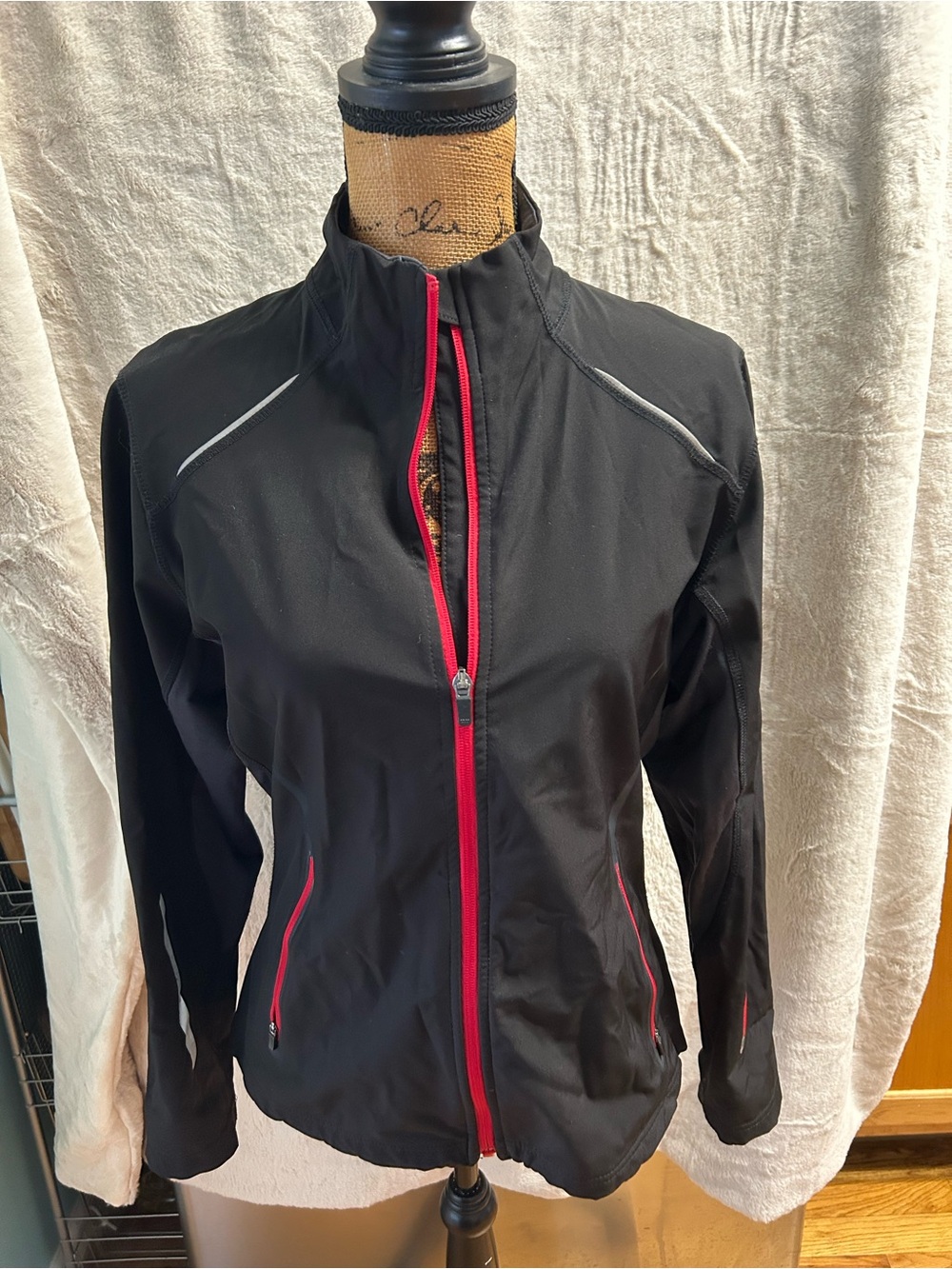 North End Sport Women’s S/P Black Red Lightweight Athletic Running Jacket